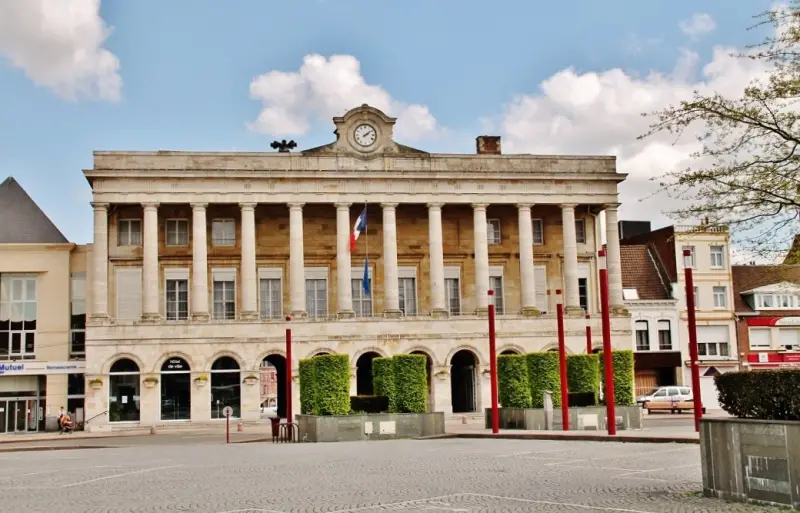hazebrouck-22037-2_w800 mairie Hazebrouck
